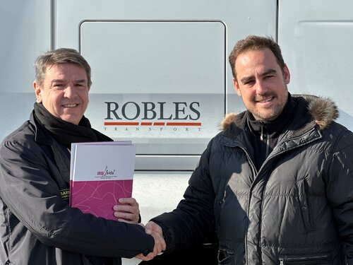 Transporte Robles renueva su colaboración con el IRBLleida